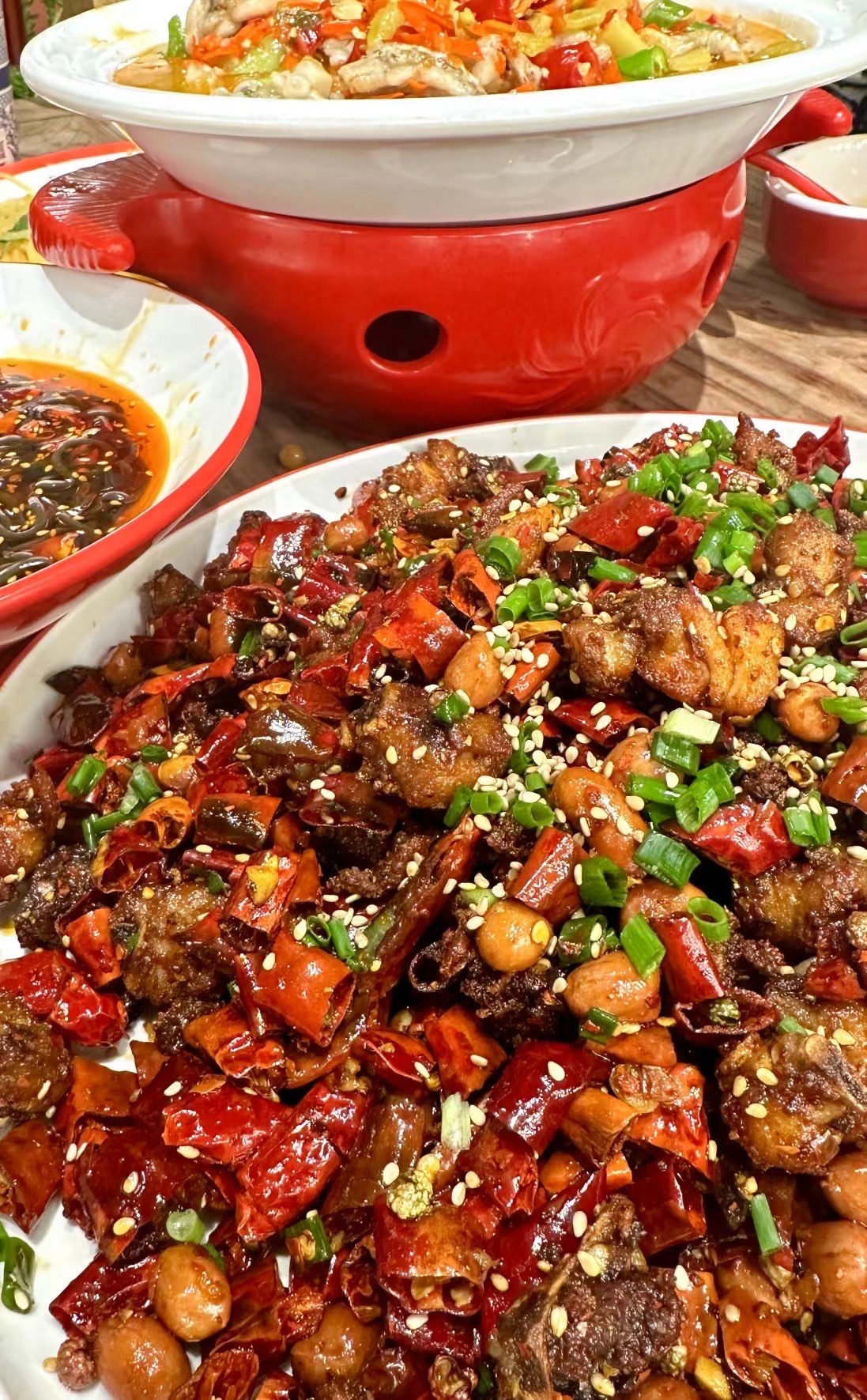 川菜美图鉴赏，小巷深处的味觉盛宴之美