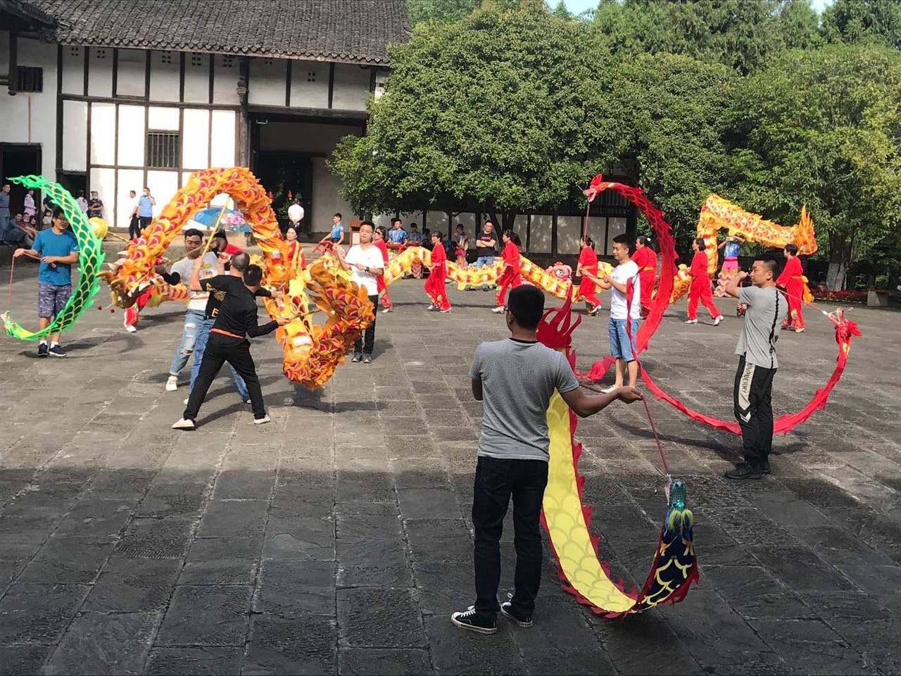 四川仪陇马鞍小镇的惊喜探索，巷弄深处的独特小店揭秘